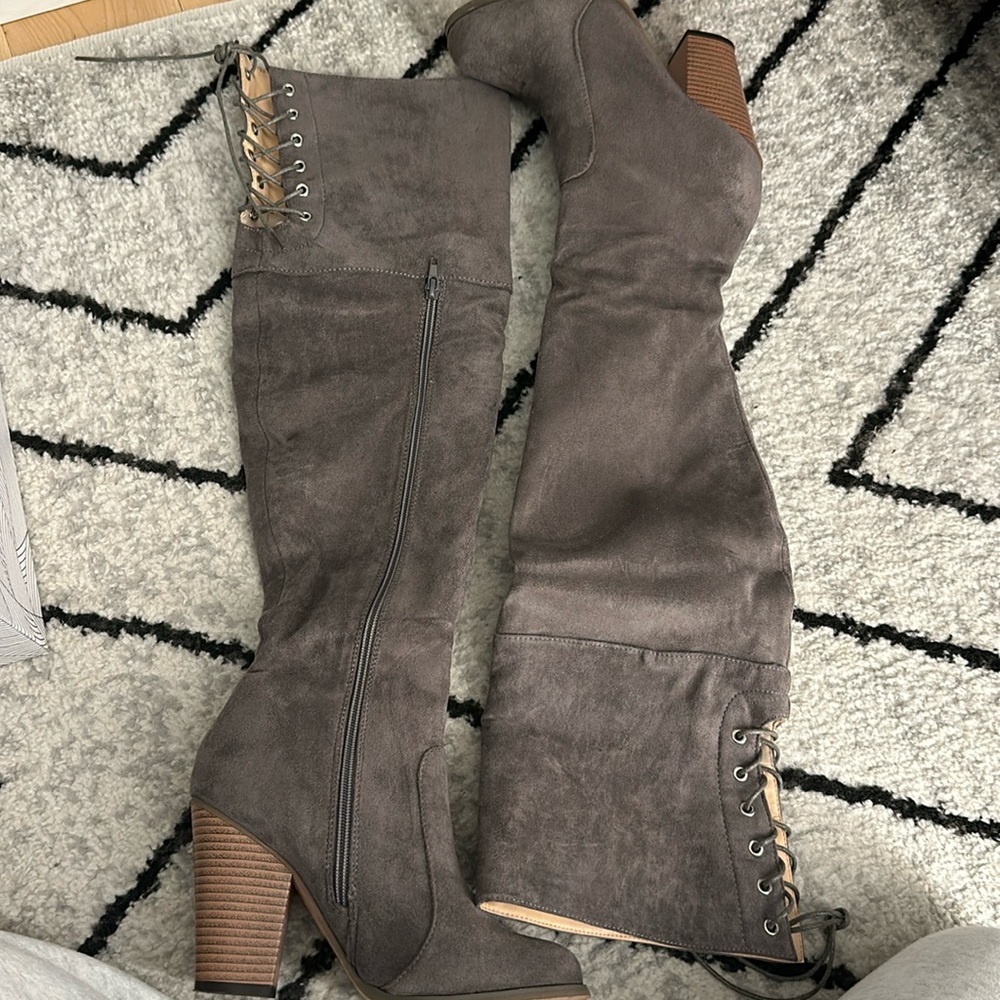 Chase & Chloe over the knee boots